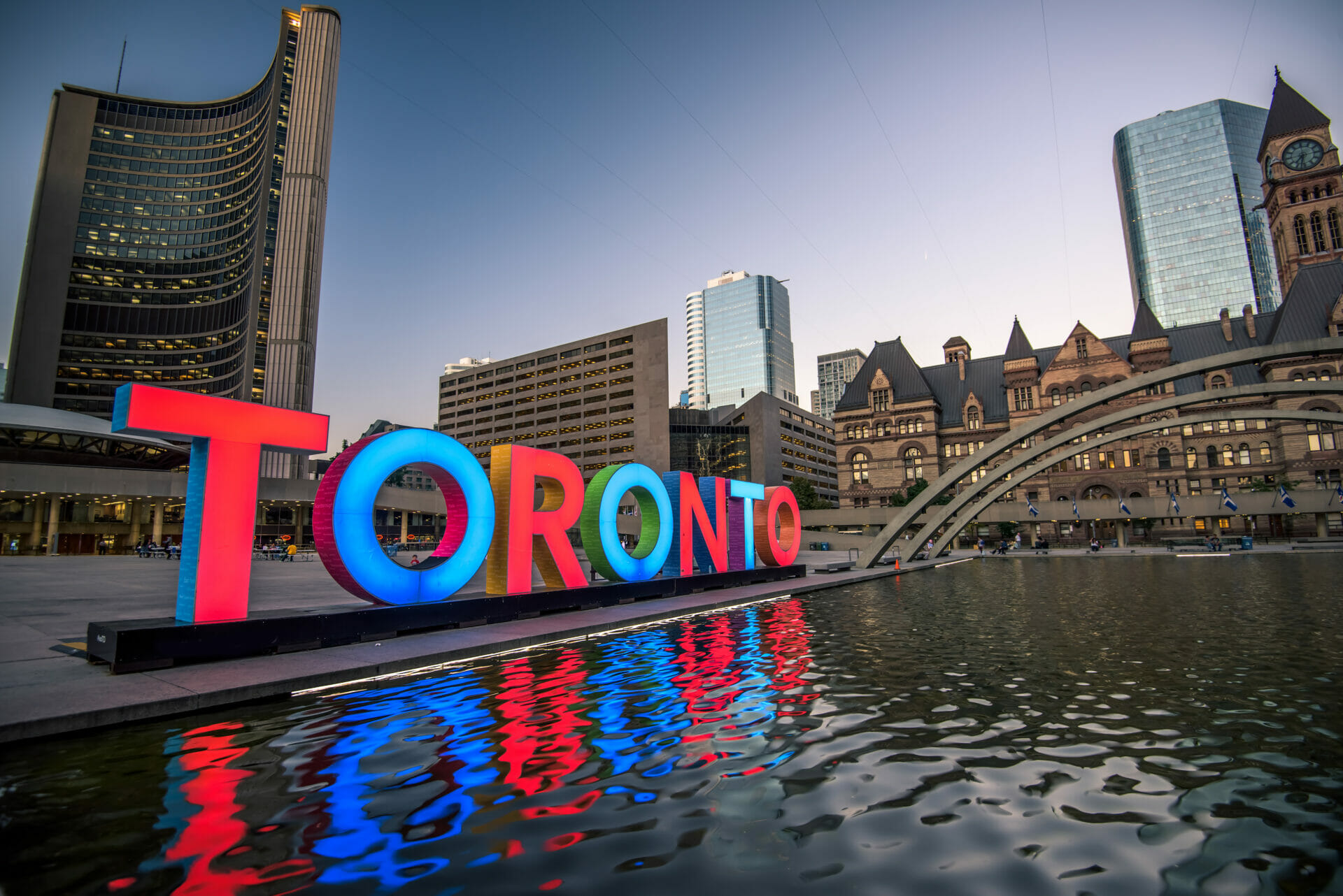 cities with the best housing options for travel nurses in Canada