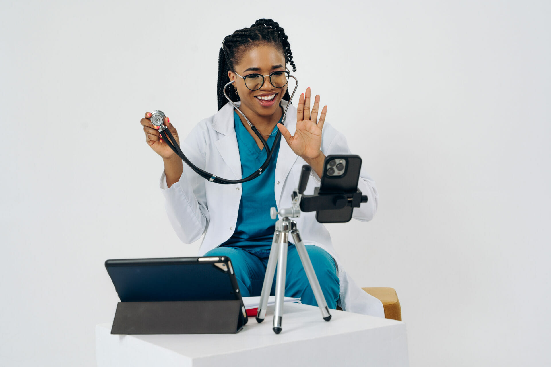 a travel nurse guide to balancing work and exploration