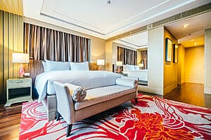 fully-furnished apartment for trave nurses