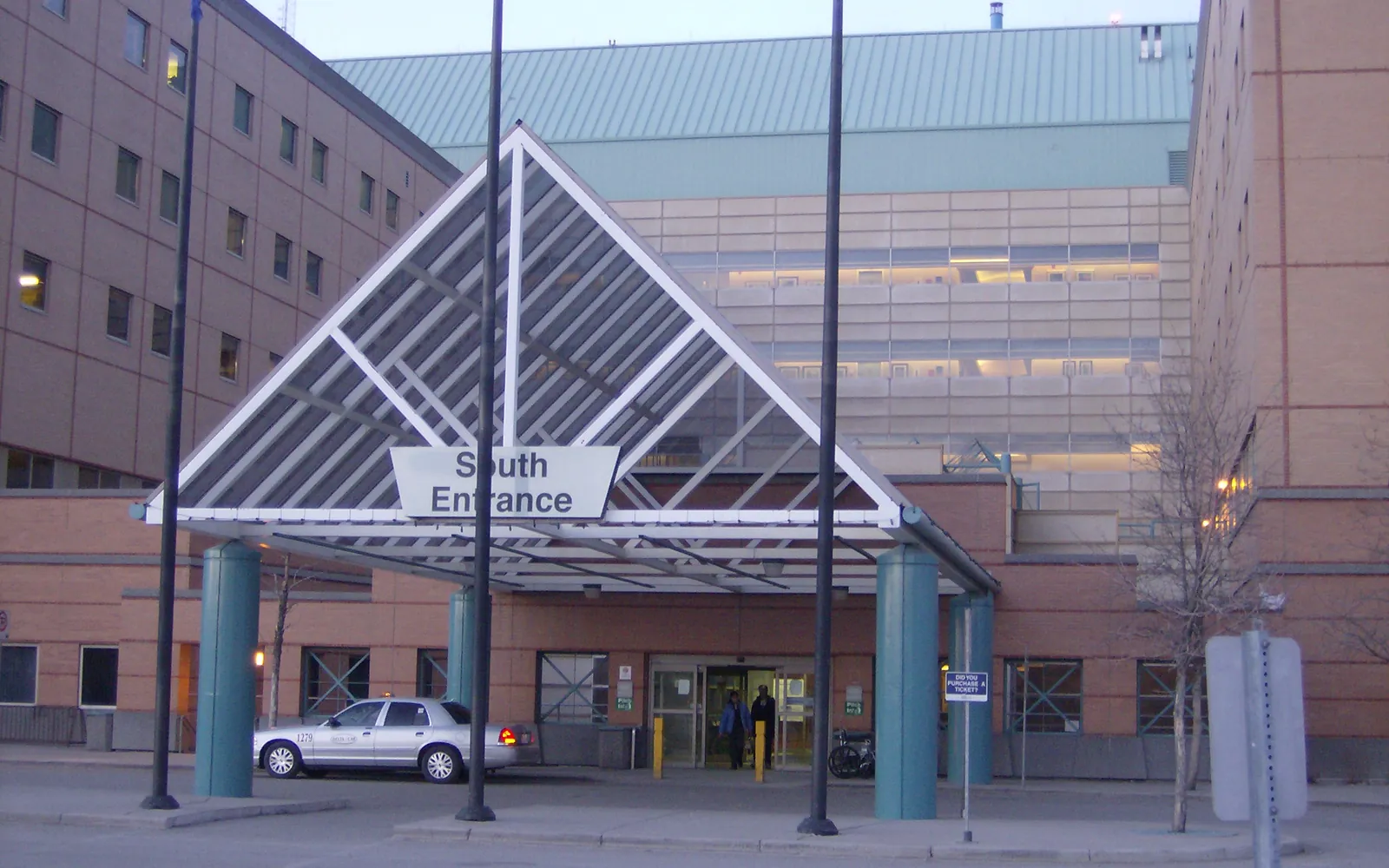 Peter Lougheed Centre